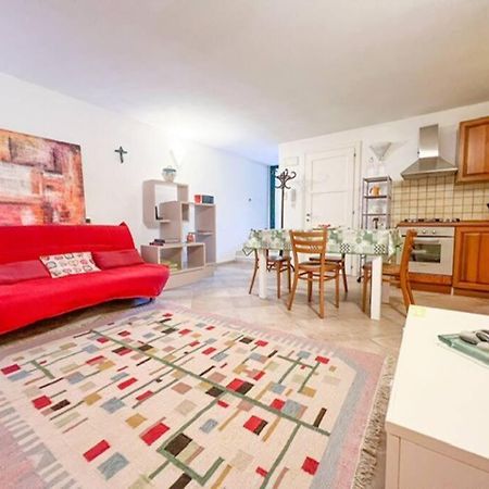 Hibryd: In Centro, A Due Passi Dal Mare Villa Oristano Exterior foto